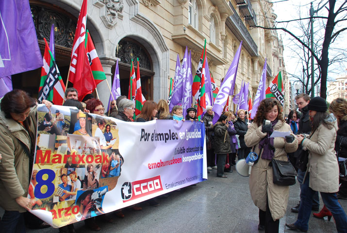 Mujeres de CCOO Euskadi el 8 de marzo de 2010 en Bilbao